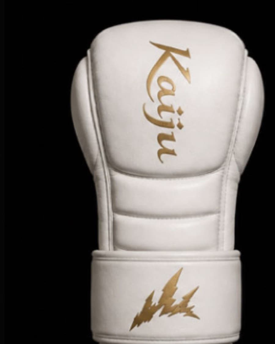 Kaiju Mk.01 in White / Gold